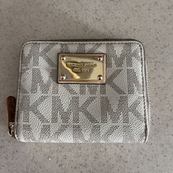 Michael Kors Wallet (78247)