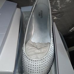 After Wedding Flat Shoes