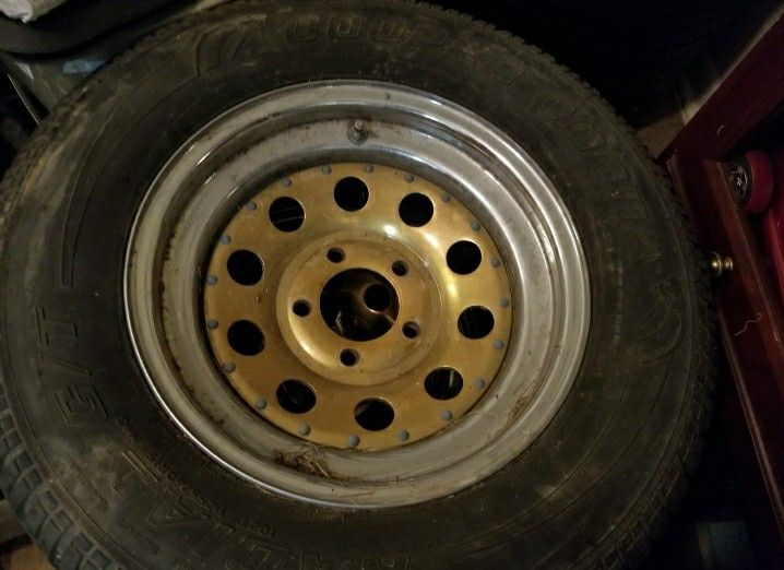 Truck wheels rims SIZE ON THE PICTURE 4 of them