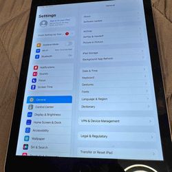 Apple iPad Air 2 9.7-Inch, 32GB Tablet (Space Gray)