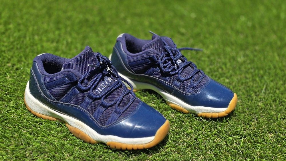 Jordan 11 Retro Low Midnight Navy