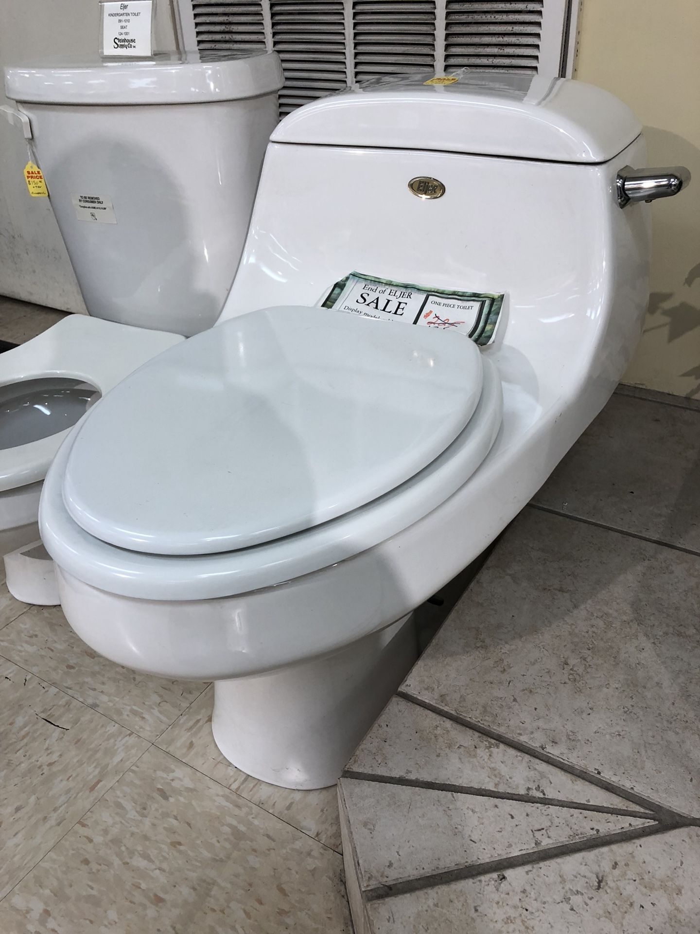 Eljer Canterbury one piece toilet