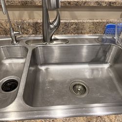 Kitchen Sink & Faucet 