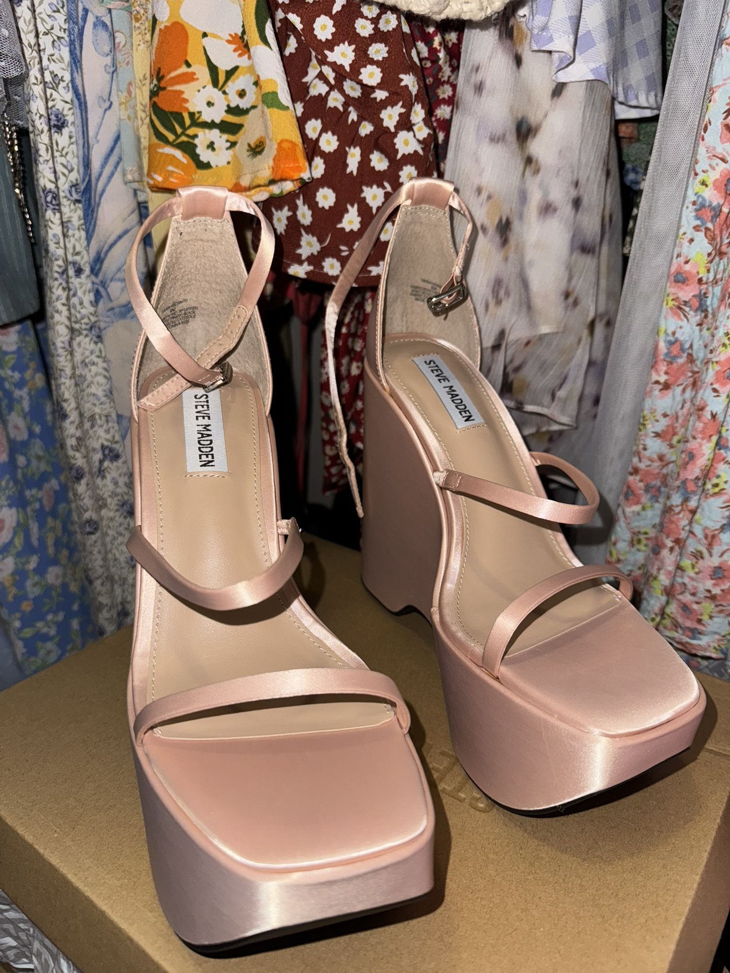 Steve Madden – Women’s Size 9