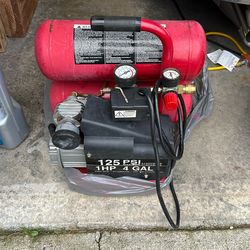Craftsman 4 Gal. 125 PSI 1 Hp Compressor