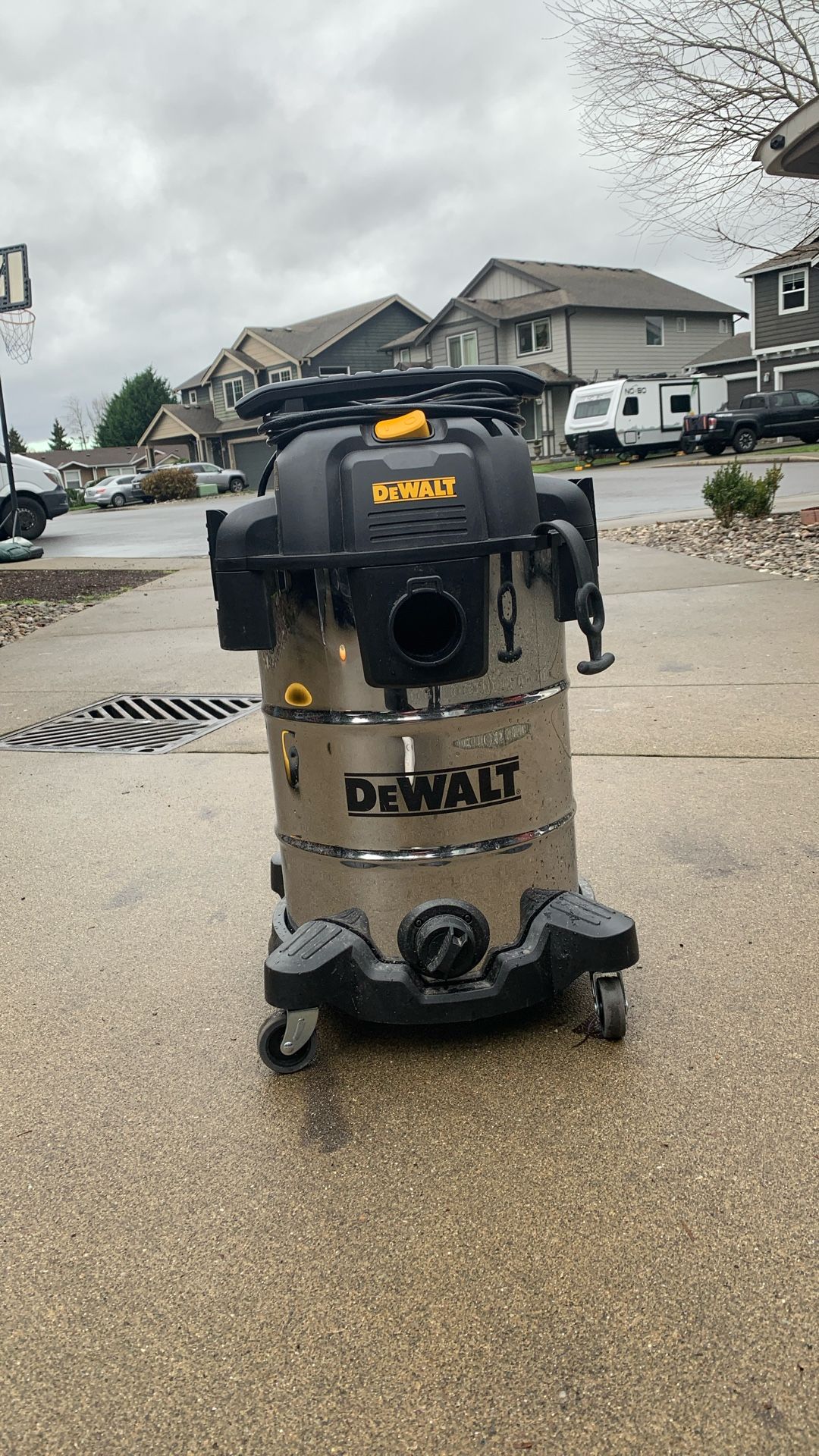 Dewalt Vacuum 