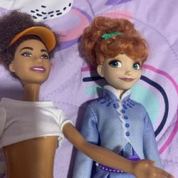 1 Barbie And Anna