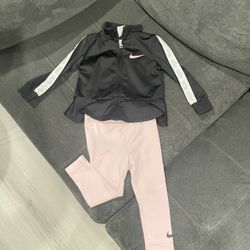 Girls Nike Set