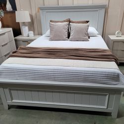 Queen Bed Frame 