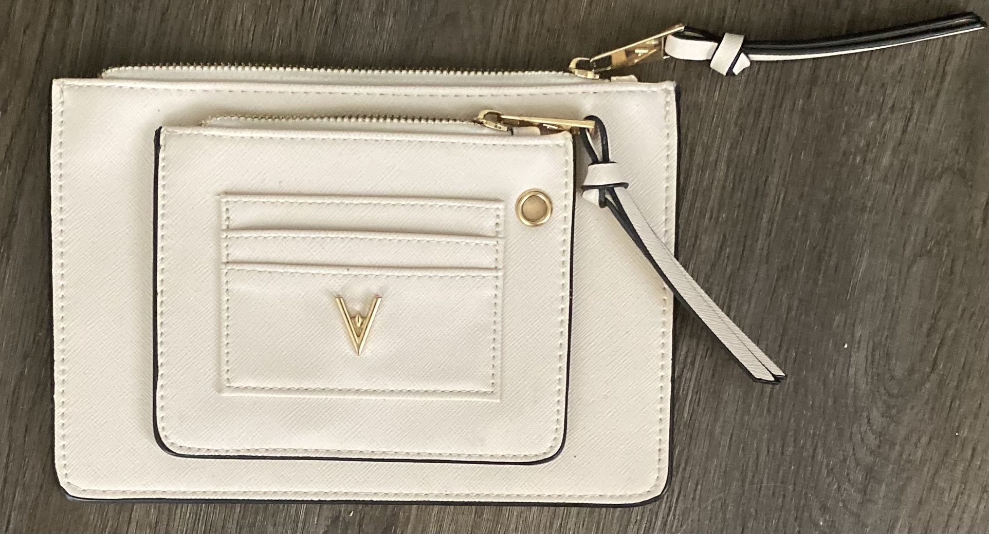 Vanessa Williams Pouch With Detachable Wallet