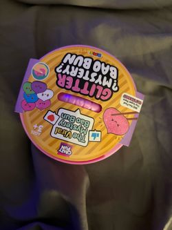 Glitter mystery bao bun squishy