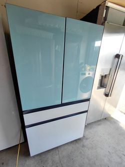 Samsung 4-door refrigerator
