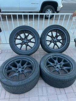 Dodge Hellcat Redeye Wheels
