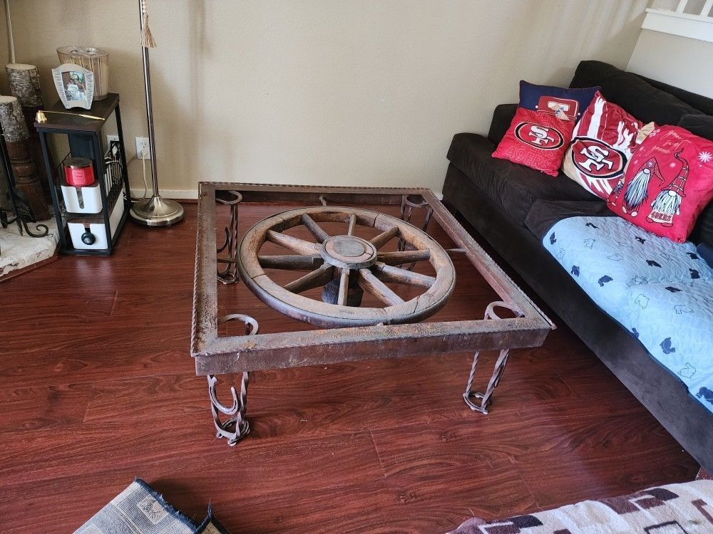 Coffee table Rustic Vintage Wagon Wheel CUSTOM 
