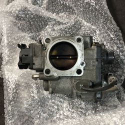 Toyota 4runner throttle body assembly