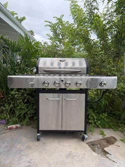 Stainless Steel Gas Grill with Side Burner