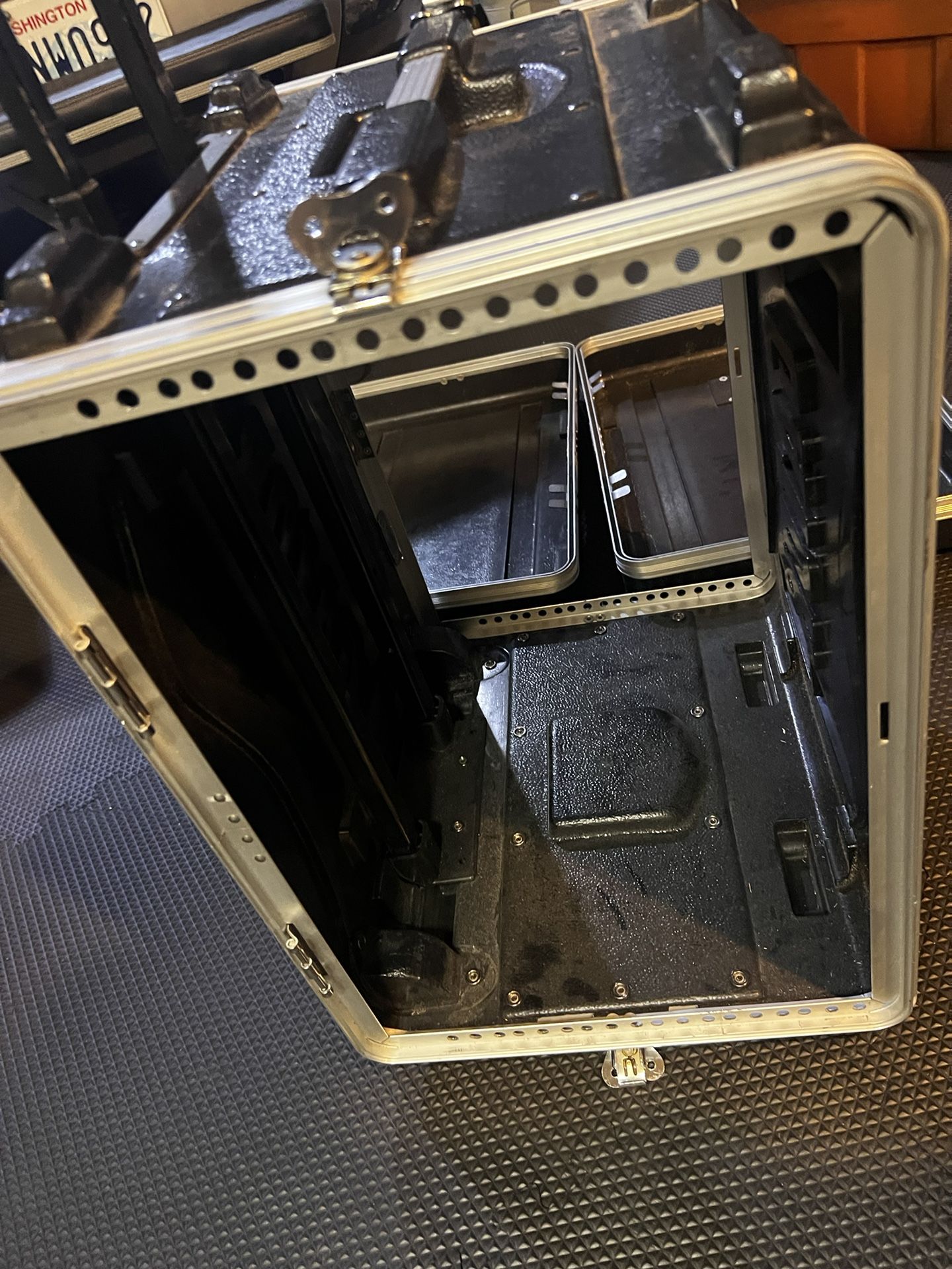 Gator Rack Rolly Box