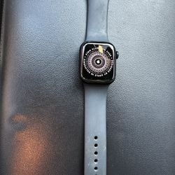 Apple Watch Series 7 LTE 41mm