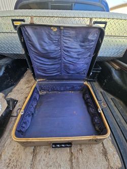 Vintage 1950s Singer Portable Luggage Case