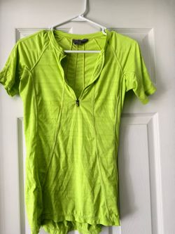 Athleta Top size xst