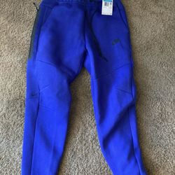 Nike Tech Fleece Sweats Size Medium 