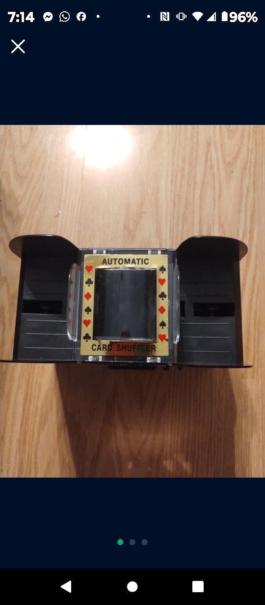 Card Shuffler Machine Battery Powered ..Brand New!