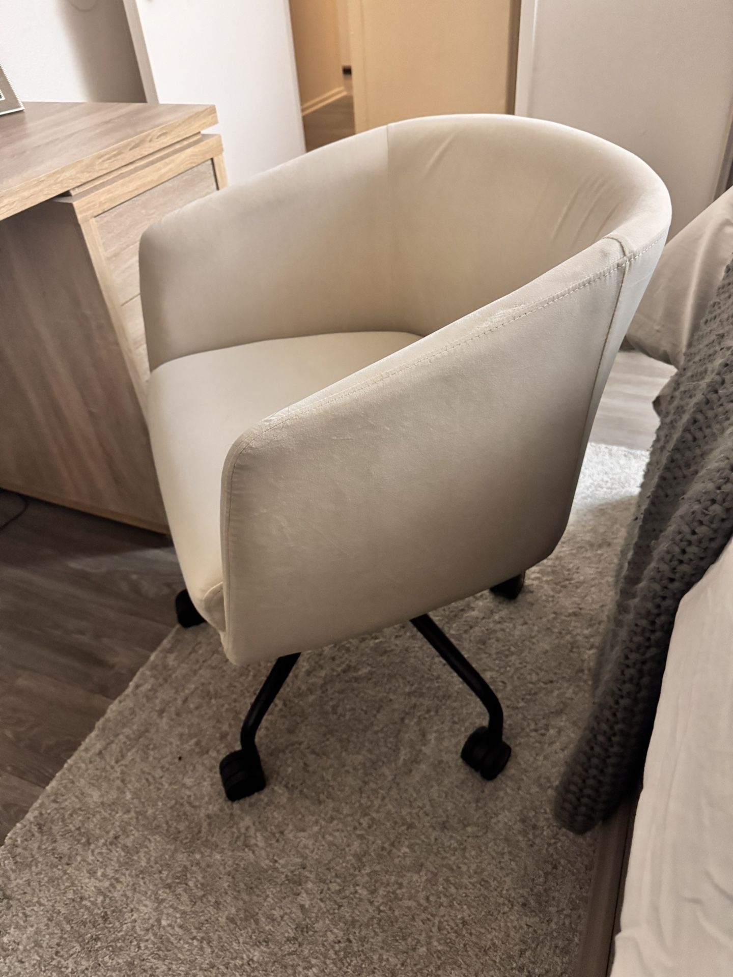 Quality Modern Desk Chair From Target