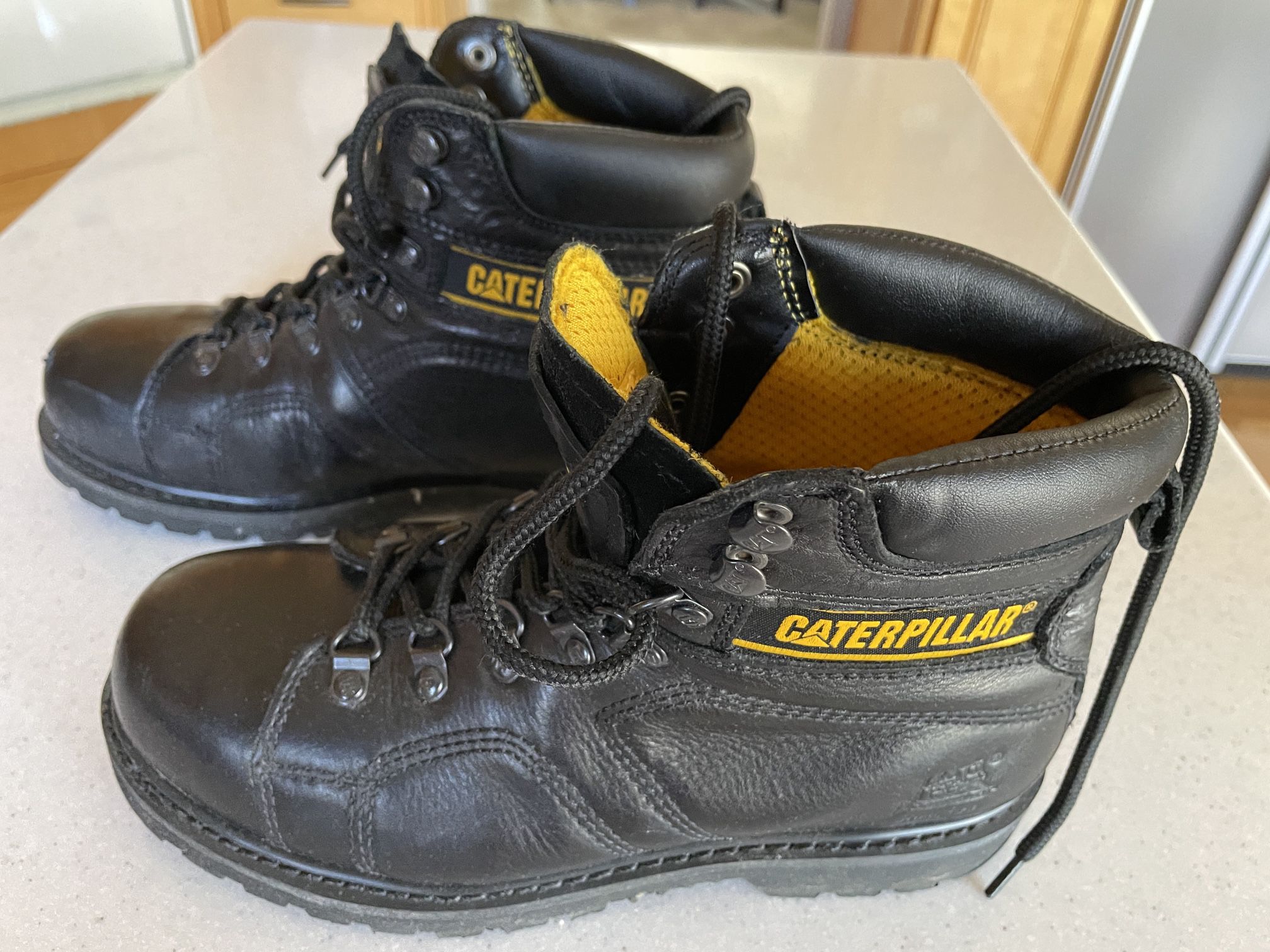 Caterpillar Black Steel Toe Work Boots Men’s Size 7.5
