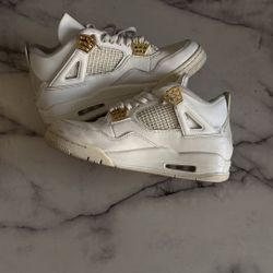 Jordan 4 Metallic Gold  Size 9.5 