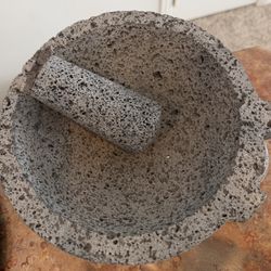Authentic Mexican Molcajete – 9 Inch – Volcanic Stone – New