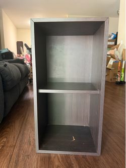 2 small book shelf