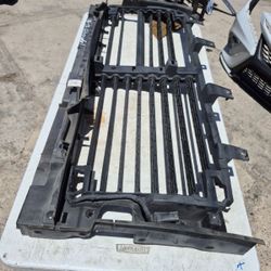 Chevy Silverado 1500 Grille Shutter Oem