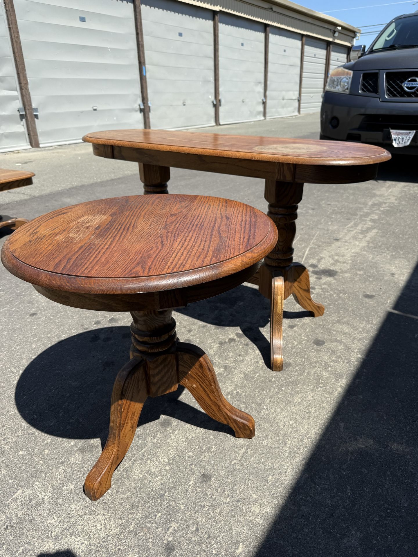 Vintage Oak Sofa & End Table Set – Traditional Style