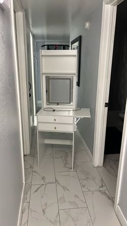 Vanity