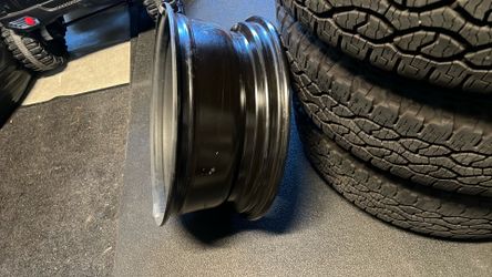 18in black rim