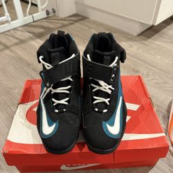 Size 9 Griffey Freshwater