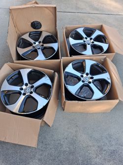 2014-2020 | Volkswagen | Golf-GTI | 18x7.5 | 5-112 | 5 SPOKE | OEM (Wheel) - Four sold together