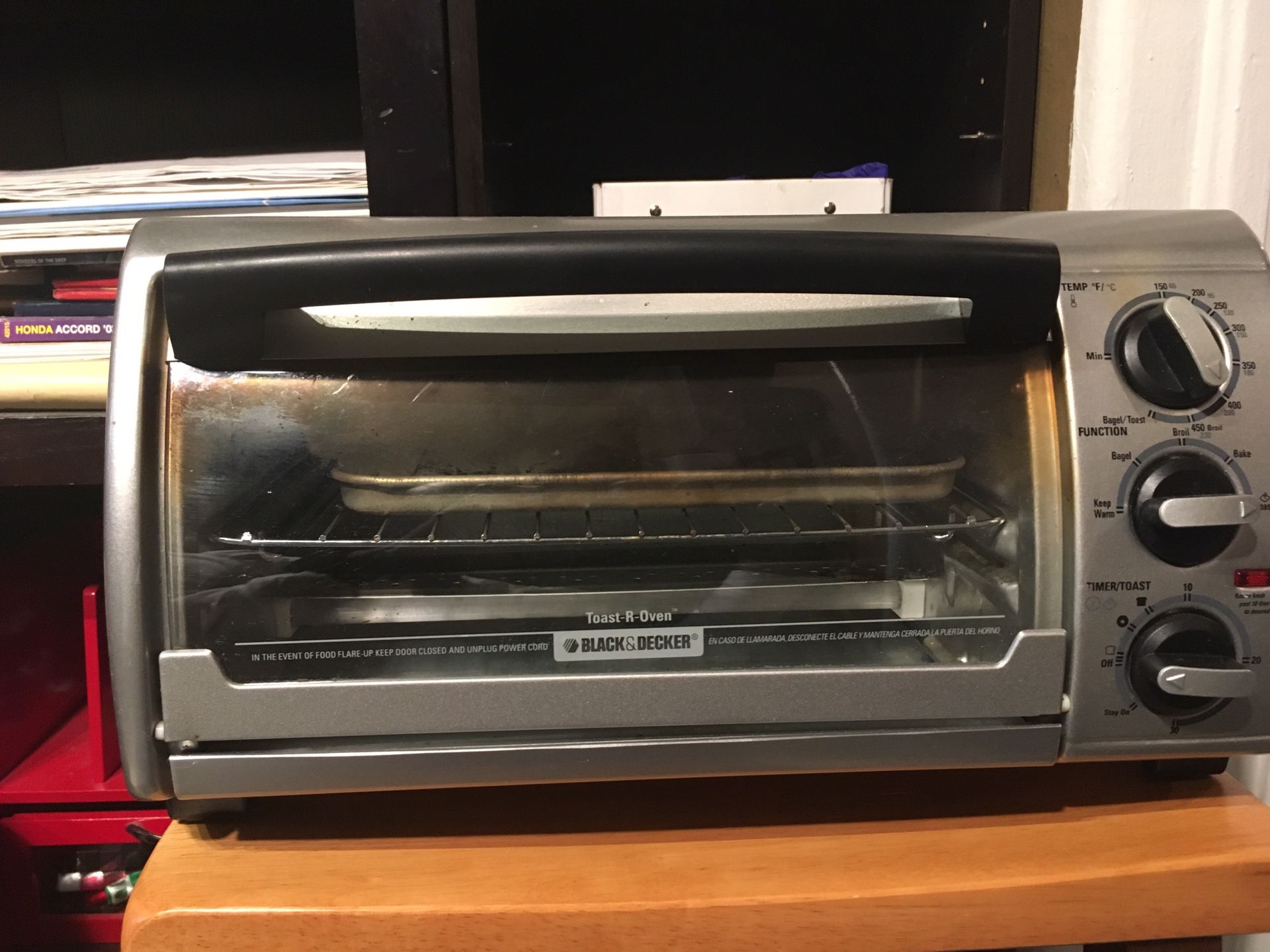 Black and decker bread toaster