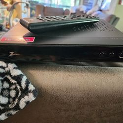 Zenith DTT901 Digital TV Tuner Converter Box