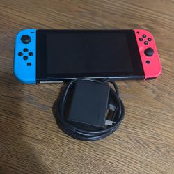 Nintendo Switch & 1 Game