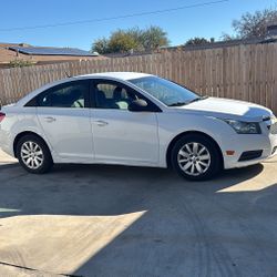 🌼2011 Chevy Cruz 🌺