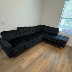 Black Sectional Sofa Cup Holders Reversible NEW