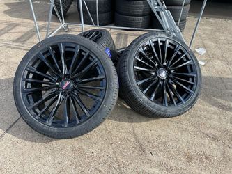 24” Chevy escalade GMC Black Multi-Spoke Wheels with Tires
