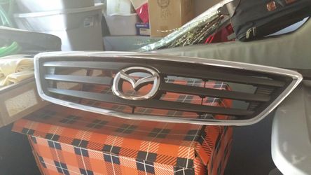 Mazda 2000 grill