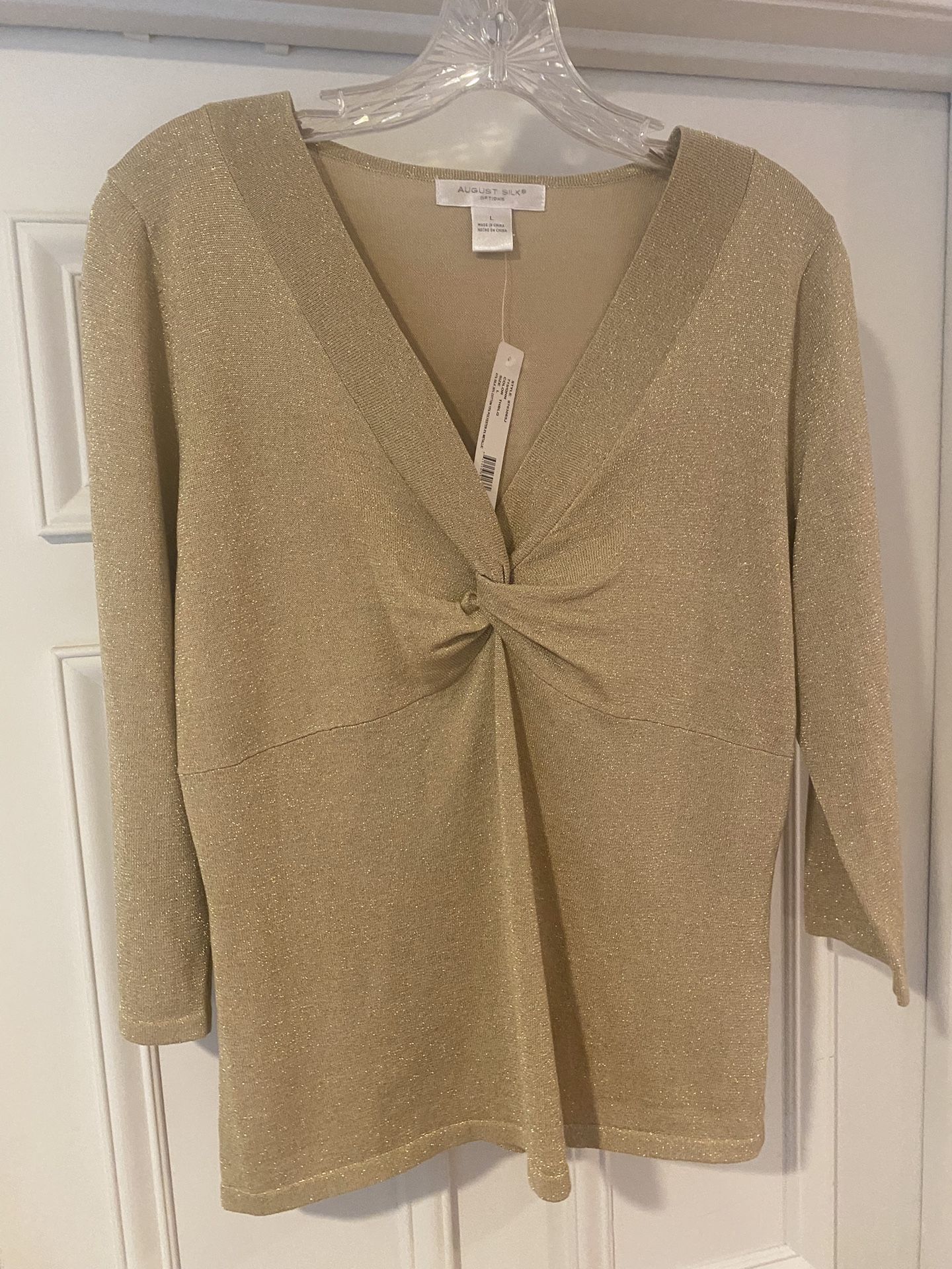 New With Tag August Silk Gold Metallic 3/4 Sleeve V Neck Top Women’s Size Large