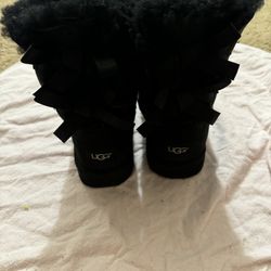 Bailey Bow Uggs