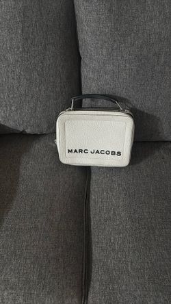 Marc Jacobs the box 23 