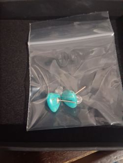 10k gold Turquoise Stone Stud Earrings