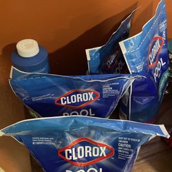 Pool cleaning Products 