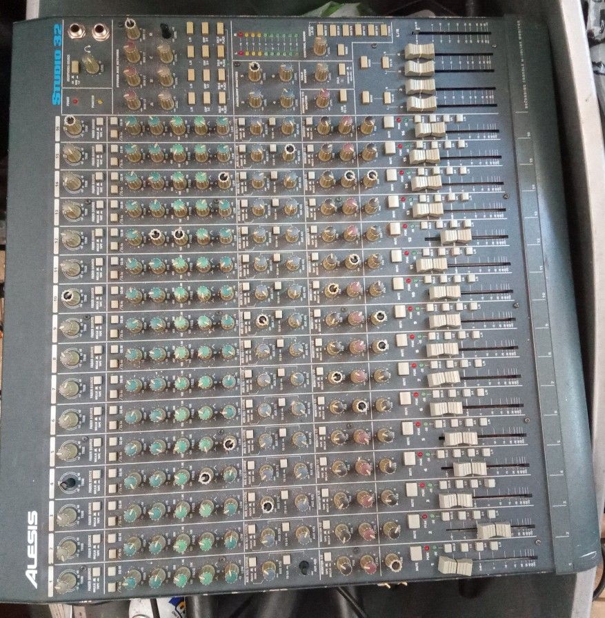 Old Vintage Mixer Alesis